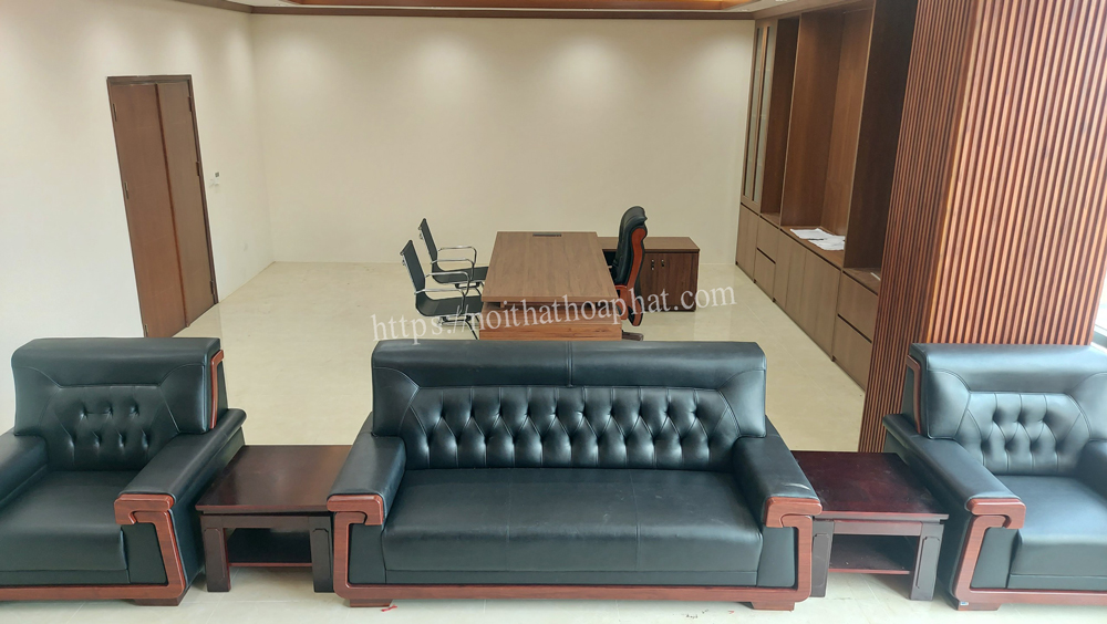 Bàn ghế phòng giám đốc cho Trung tâm Điều Hành Viễn Thông tỉnh Hưng Yên