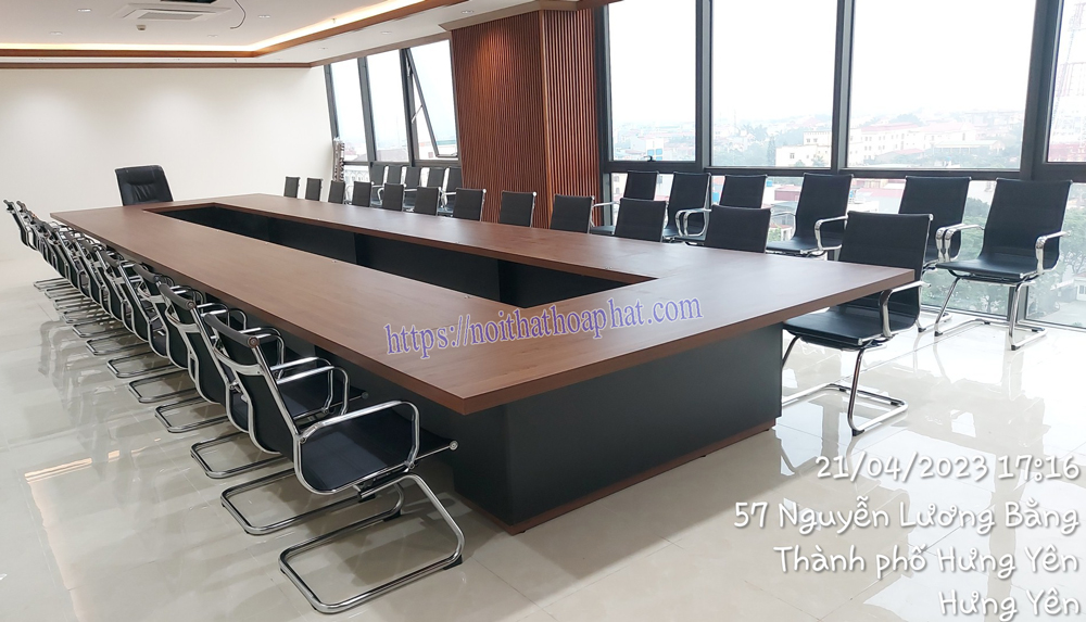 Bàn ghế phòng họp lớn cho Trung tâm Điều Hành Viễn Thông tỉnh Hưng Yên