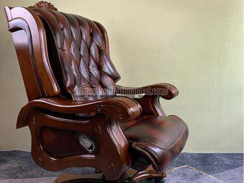 ghế giám đốc da thật Hòa Phát bao nhiêu tiền