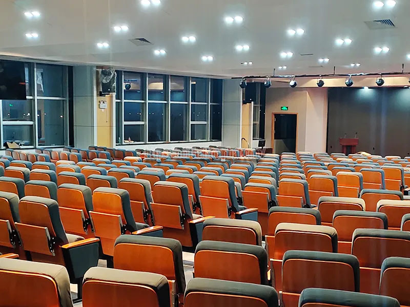 chi phí ghế hội trường trọn gói