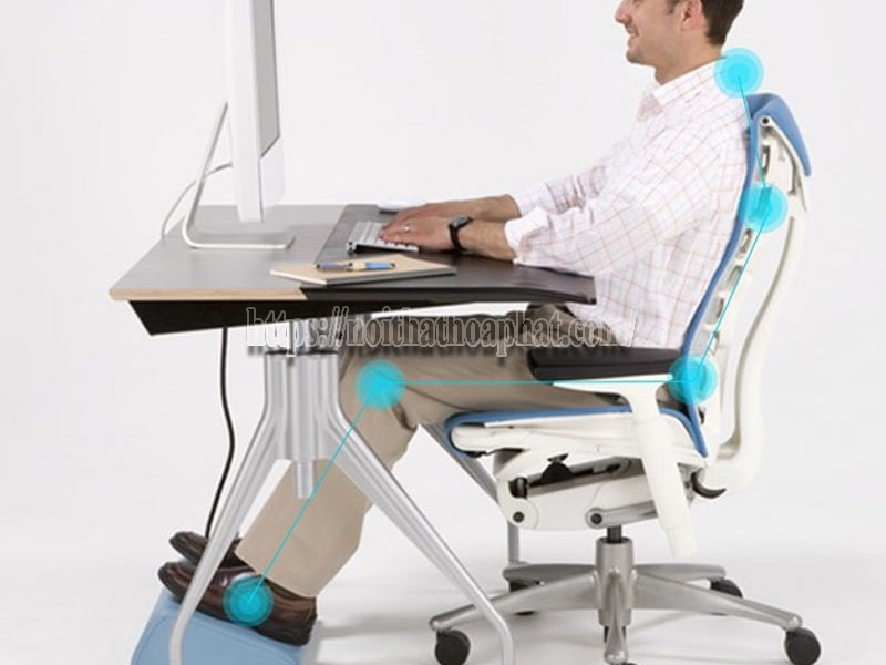 tiêu chí chọn ghế xoay chống đau lưng