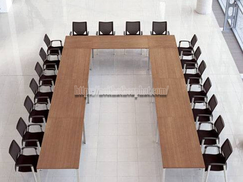 khoảng cách giữa các ghế bàn họp