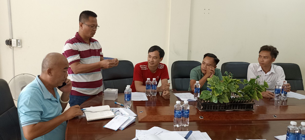 Đại diện BTC Hội thao khu vực Miền Nam bốc thăm chia bảng thi đấu