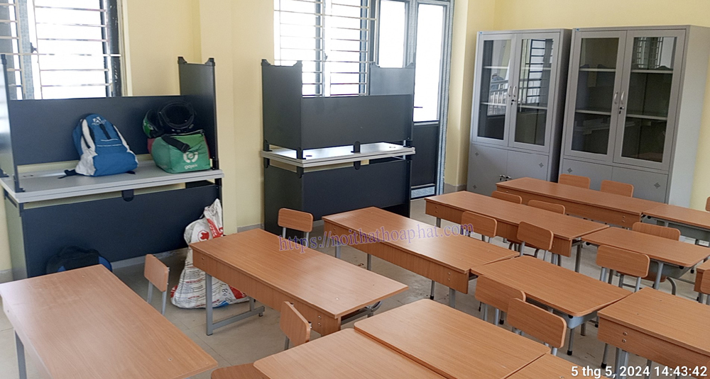 Cung cấp Bàn ghế học sinh Hòa Phát cho trường tiểu học