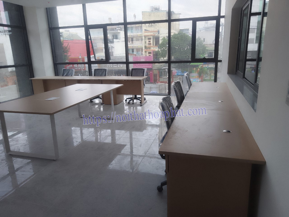 Nội thất phòng làm việc tại Trường cao đẳng xây dựng TP HCM