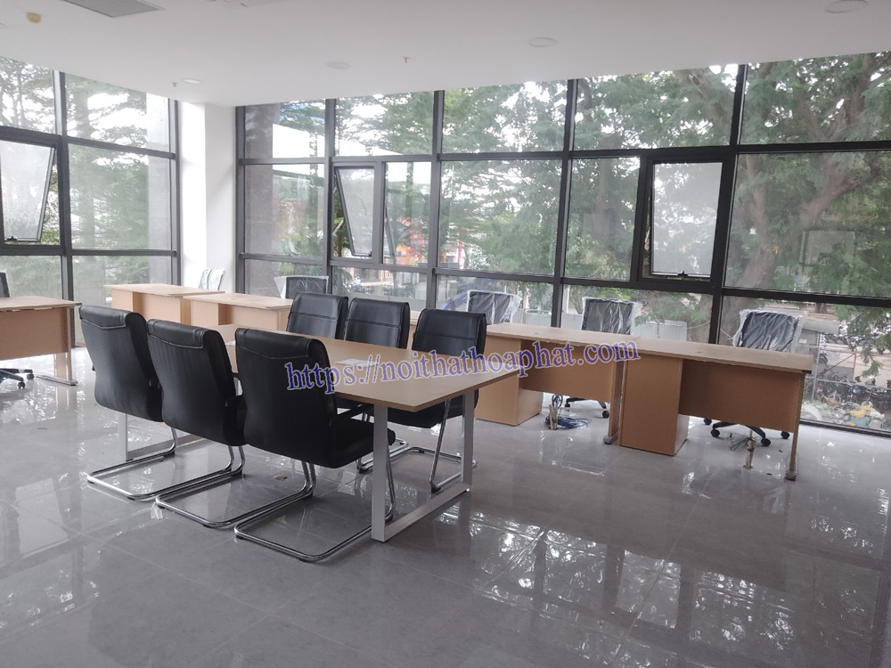 Nội thất văn phòng tại Trường cao đẳng xây dựng TP HCM