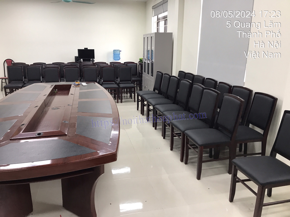 Thi công nội thất hội trường cho UBND phường Phú Lãm	