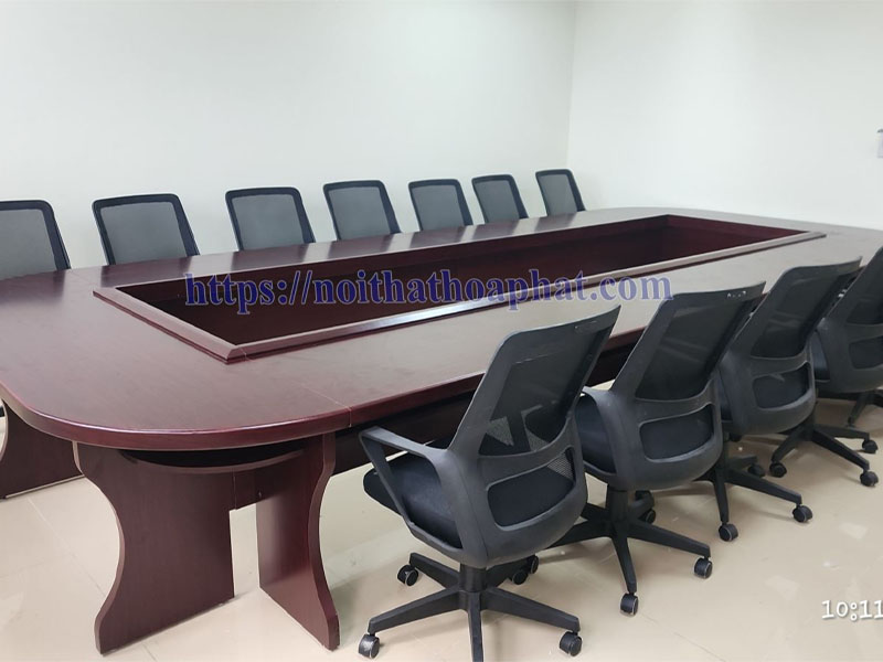 tiêu chí chọn đại lý bàn họp uy tín