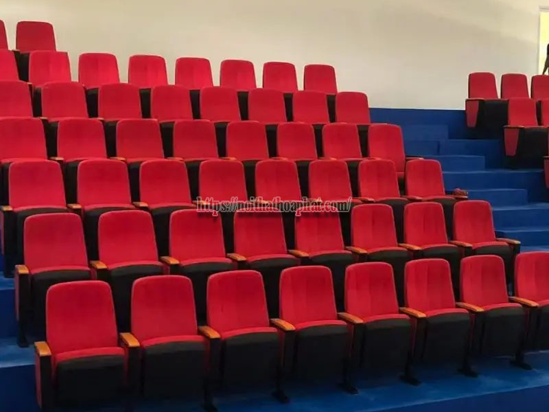 So sánh ghế hội trường nỉ và da – Ghế bọc nỉ và da Hòa Phát