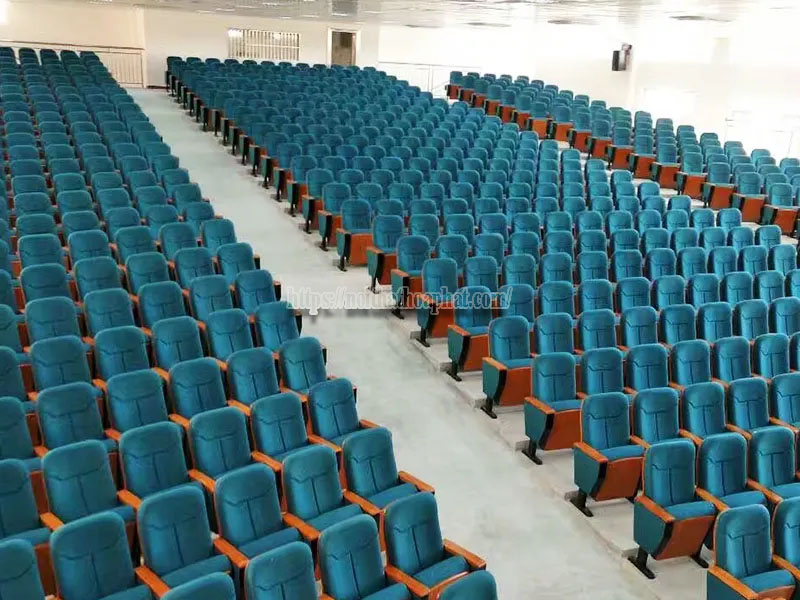 Ghế Hội Trường Nào Phù Hợp Nhất Cho Trung Tâm Hội Nghị Cao Cấp