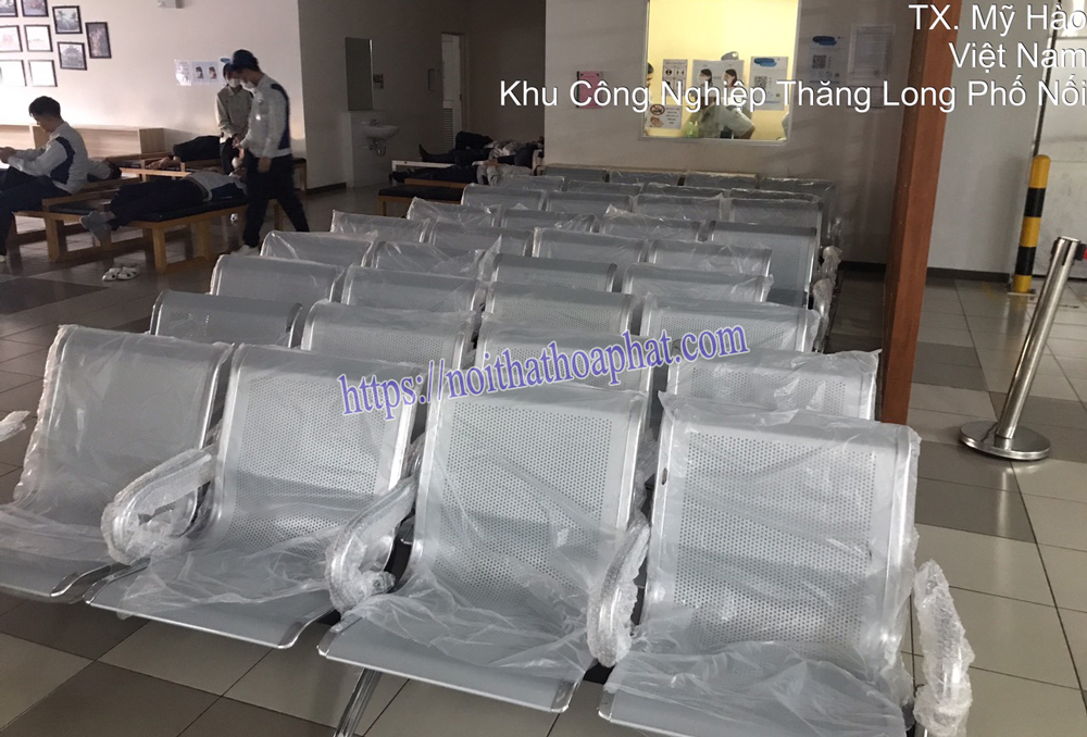Lắp đặt 26 ghế băng chờ 4 chỗ GPC02-4 tại Thị xã Mỹ Hào, Hưng Yên