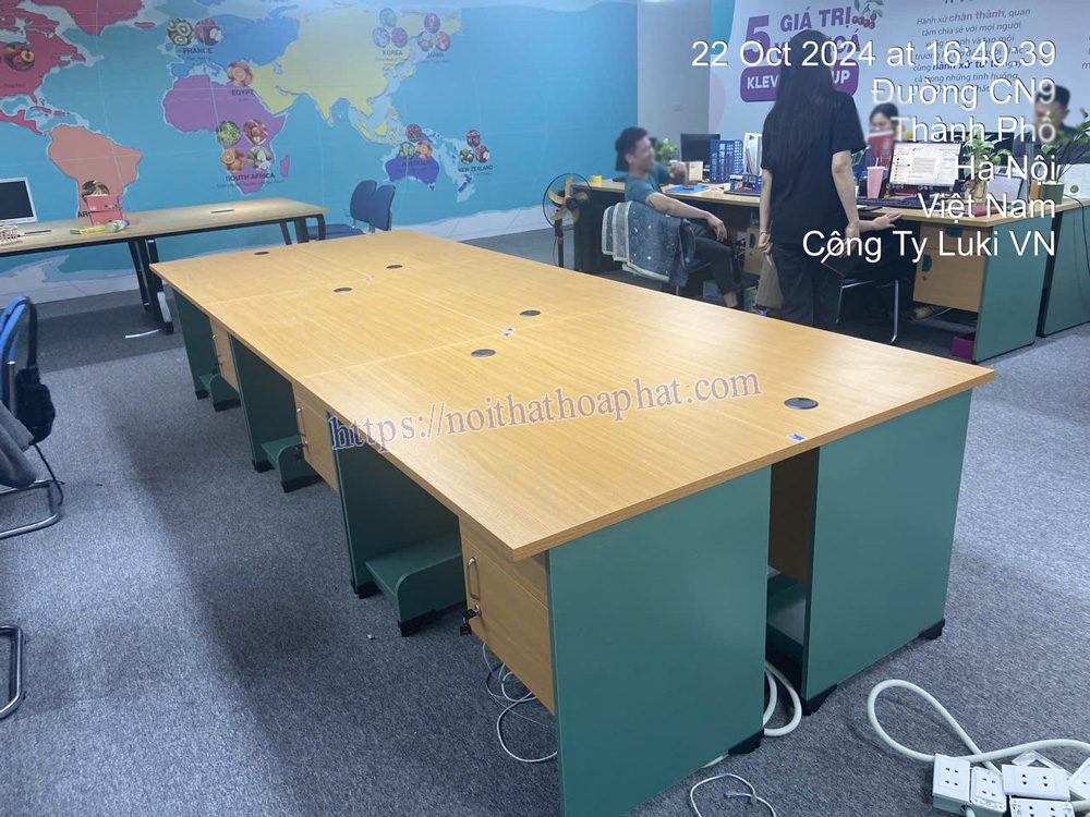 Hình ảnh thực tế bàn máy tính gỗ AT204HL