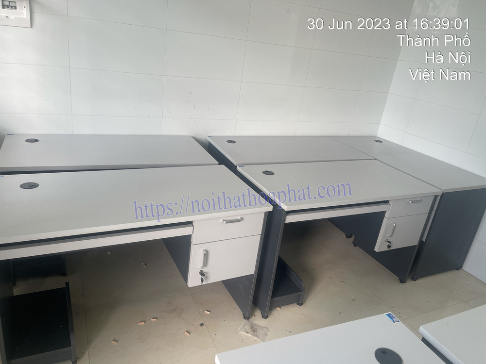 Cung cấp bàn văn phòng Hòa Phát tại Trạm Y Tế Tản Lĩnh