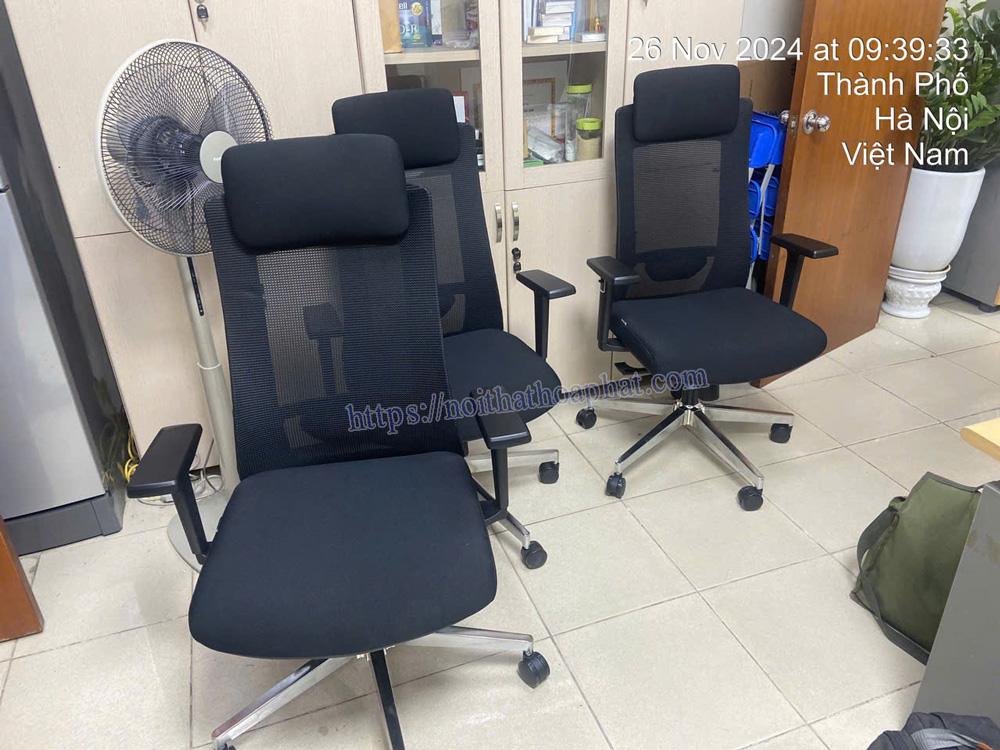 Hình ảnh thực tế ghế lưới có tựa đầu GL345