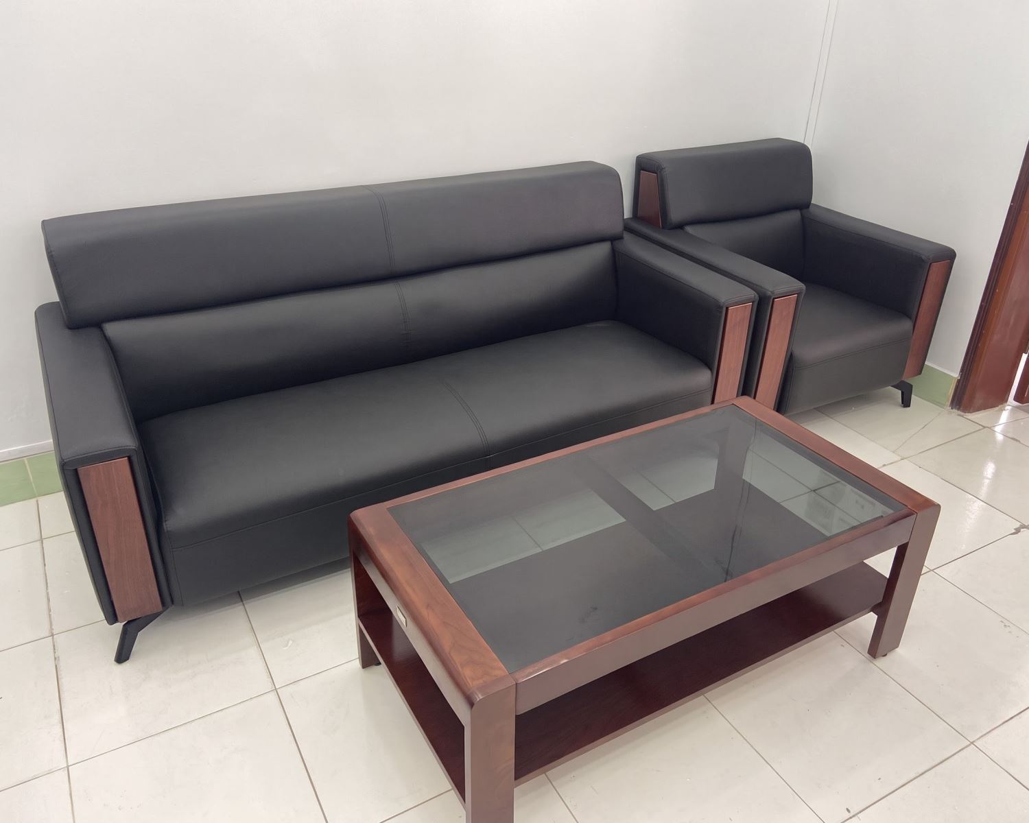 Hình ảnh thực tế Ghế sofa da cao cấp SF701