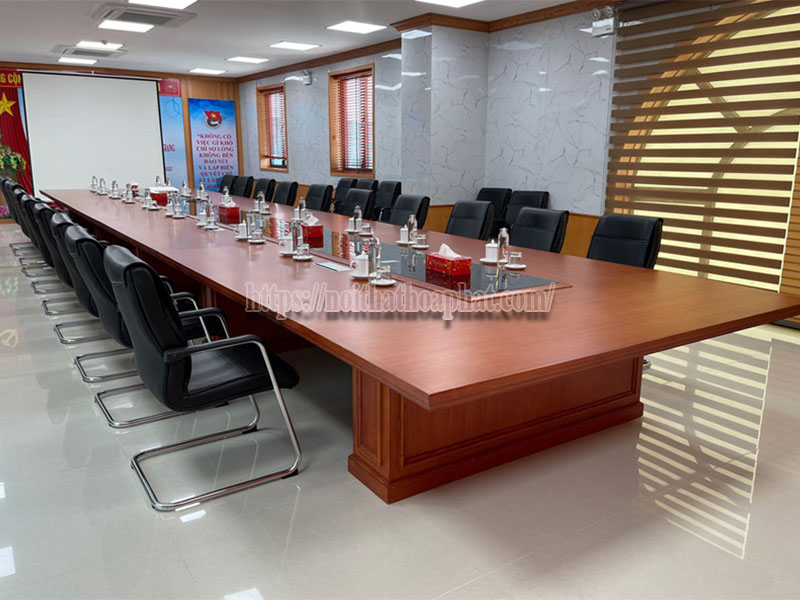 Cách lắp bàn họp chân sắt