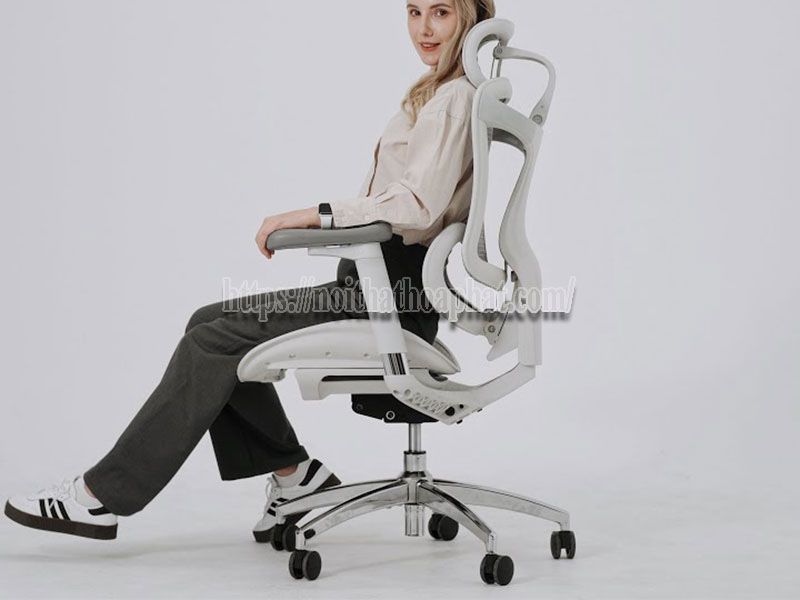 tác dụng của ghế xoay văn phòng có bánh xe