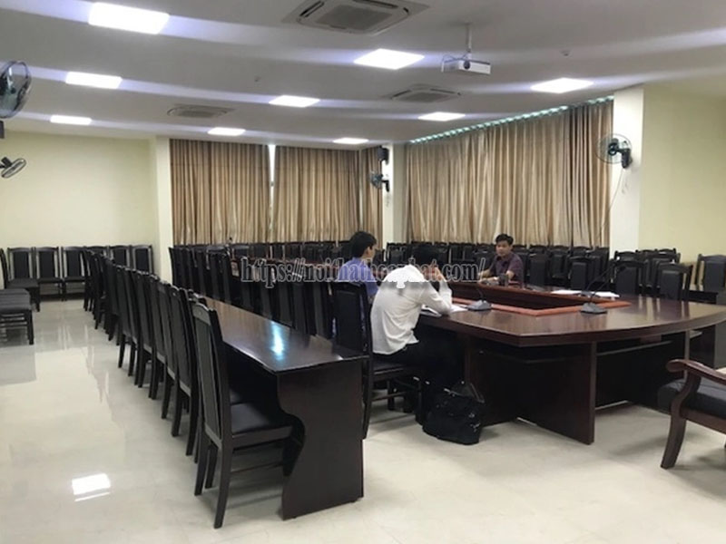 báo giá bàn họp số lượng lớn Hòa Phát