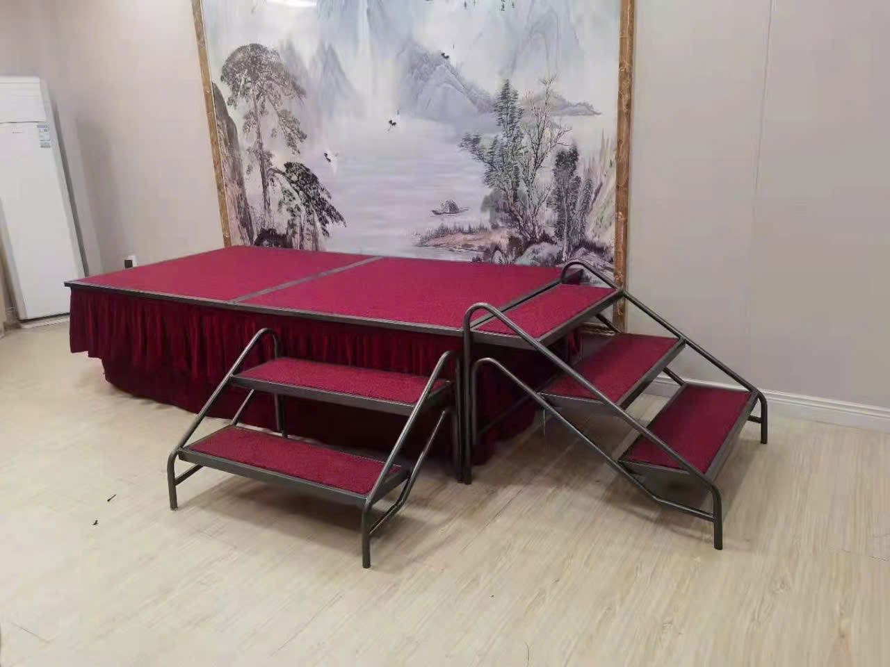Bục sân khấu di động BSK2412 5