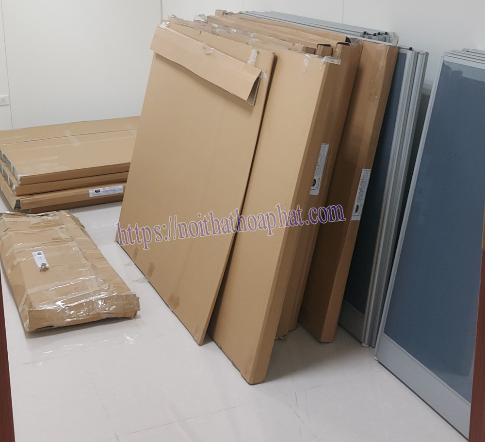 Thi công vách ngăn tại Công ty TNHH Cheng Loong Bắc Giang