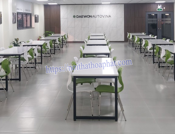 Bàn ghế ăn công nghiệp cho công ty TNHH Deawon Auto Vina