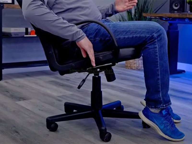 tư thế ngồi ghế văn phòng đúng