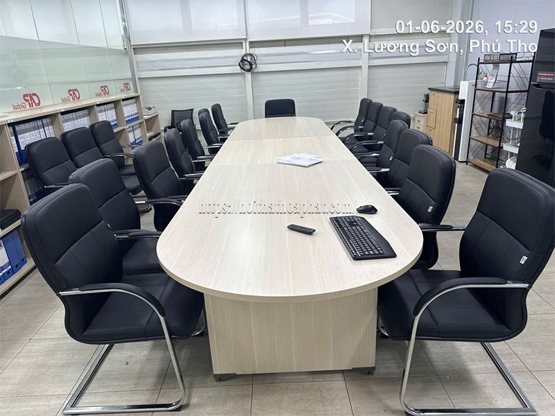 trải nghiệm ngồi ghế công thái học nhập khẩu
