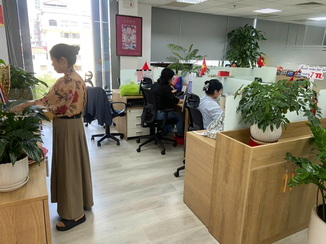 Báo giá thi công nội thất văn phòng