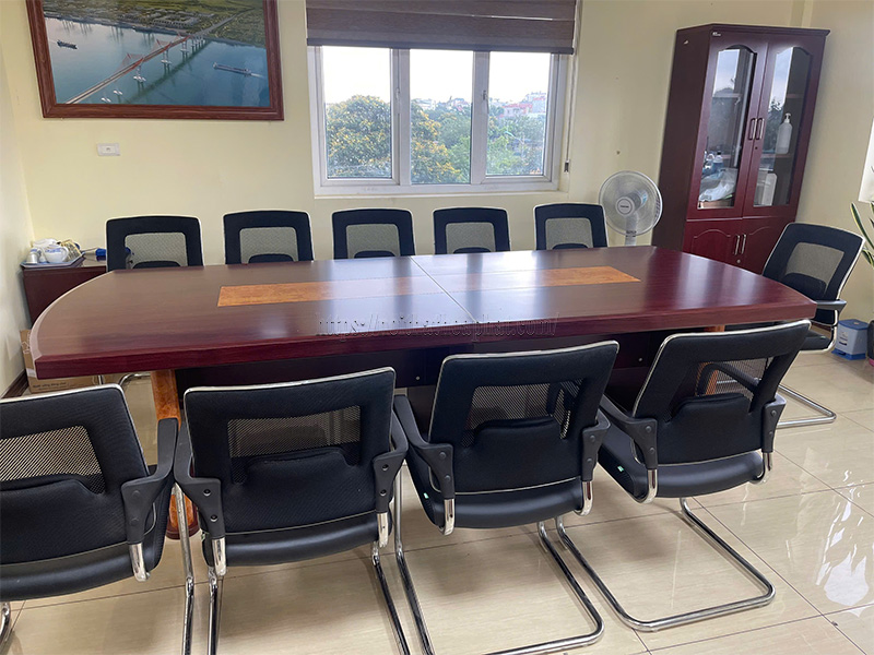 Nguyên nhân ngồi ghế văn phòng bị đau lưng