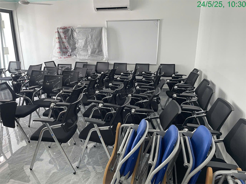 So sánh ghế văn phòng nhập khẩu và nội địa.