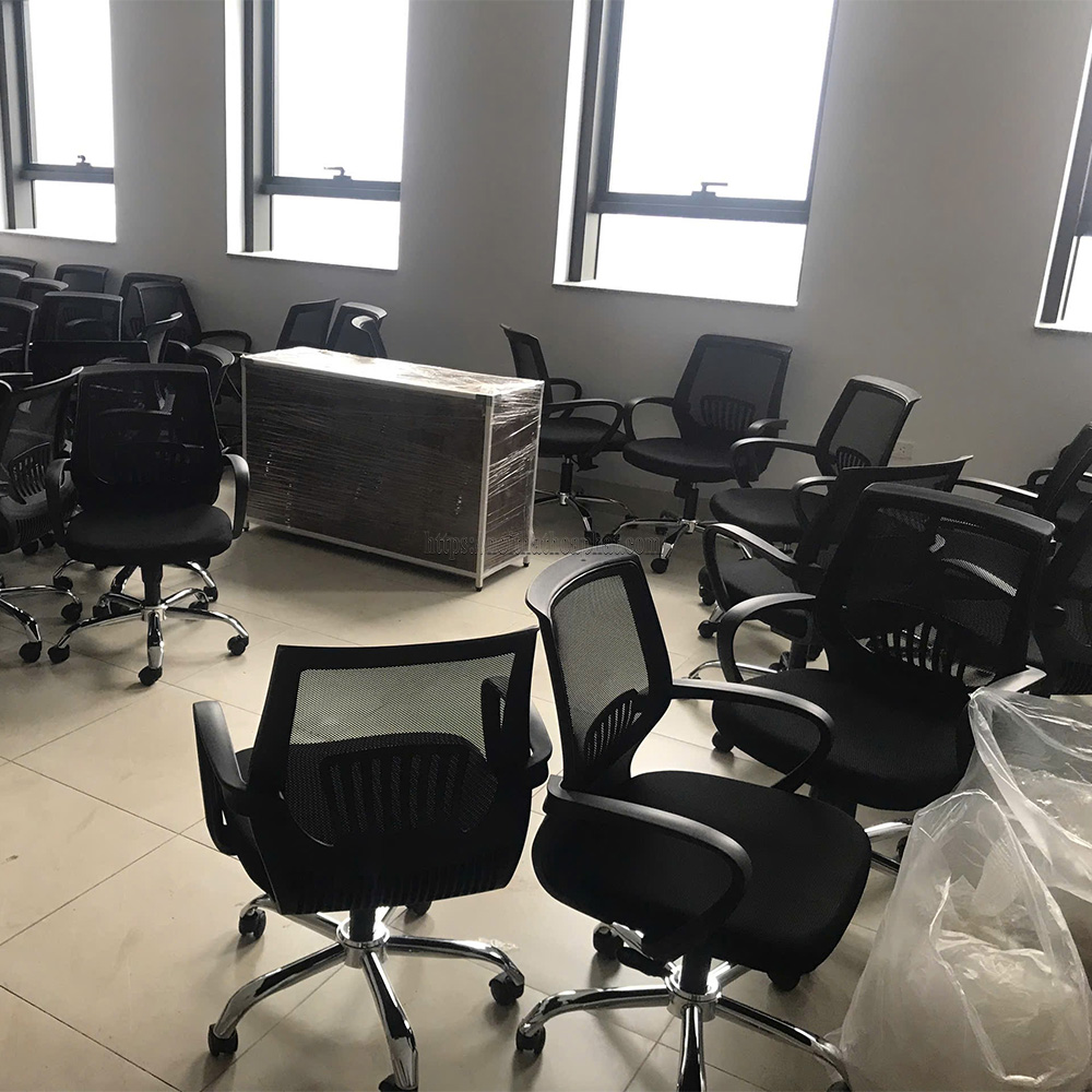 ghe-xoay-the-one-khuyen-mai