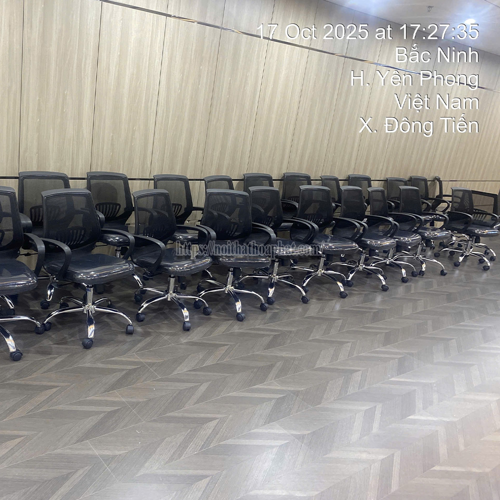 lắp đặt ghế văn phòng tận nơi trong ngày