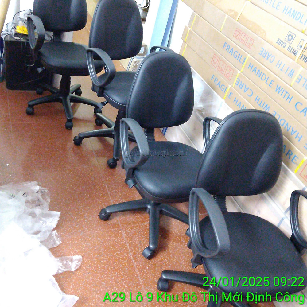 mua ghế xoay có được đổi trả không