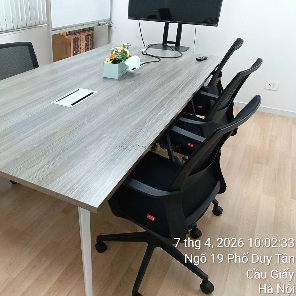 mua ghế xoay cho công ty có VAT