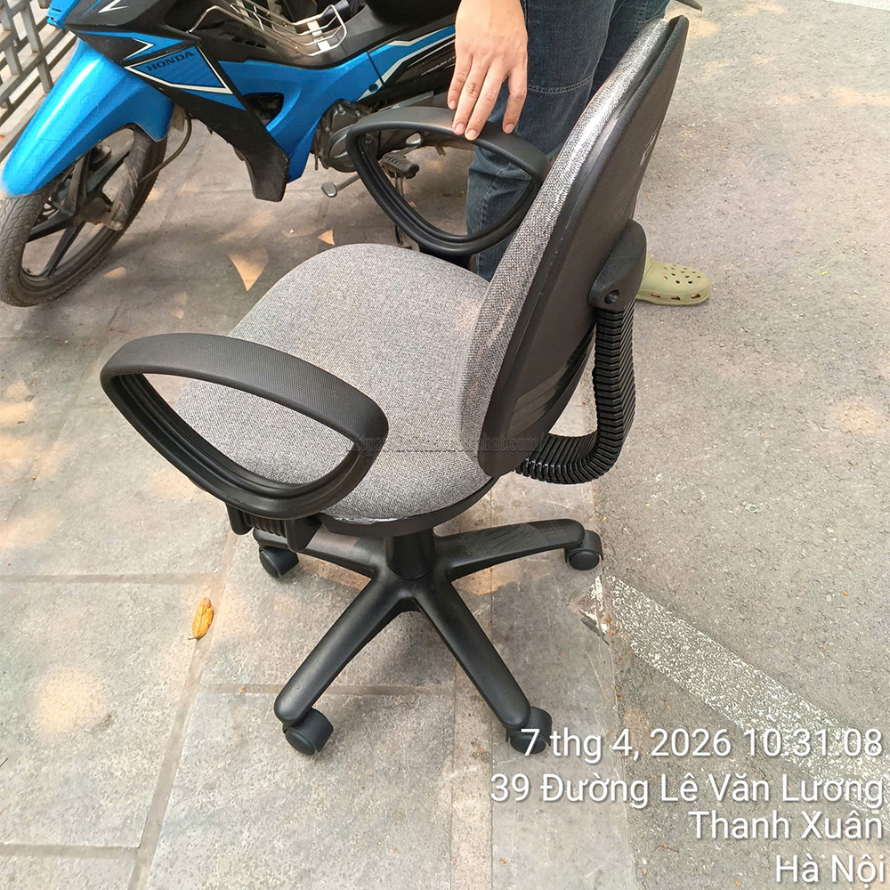 mua ghế văn phòng có xuất được hóa đơn không