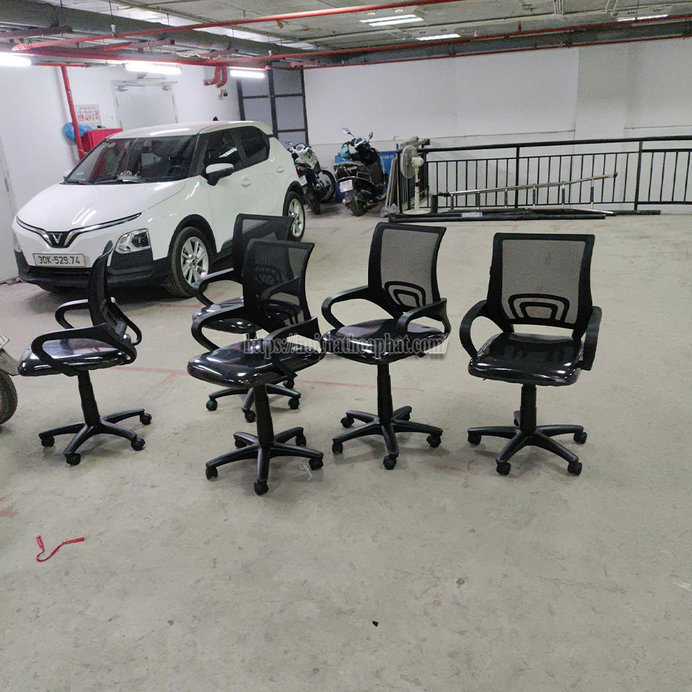 đánh giá ghế xoay lưới Hòa Phát