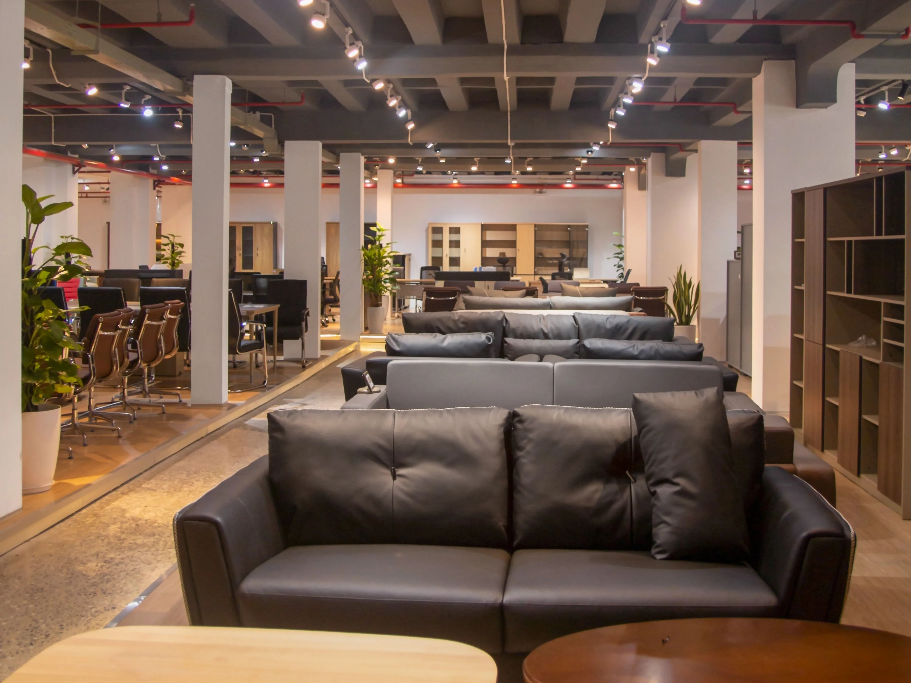showroom ghế công thái học phật sơn