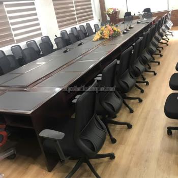 Mua ghế xoay Hòa Phát chính hãng: Đừng để tiền thật đổi lấy hàng giả